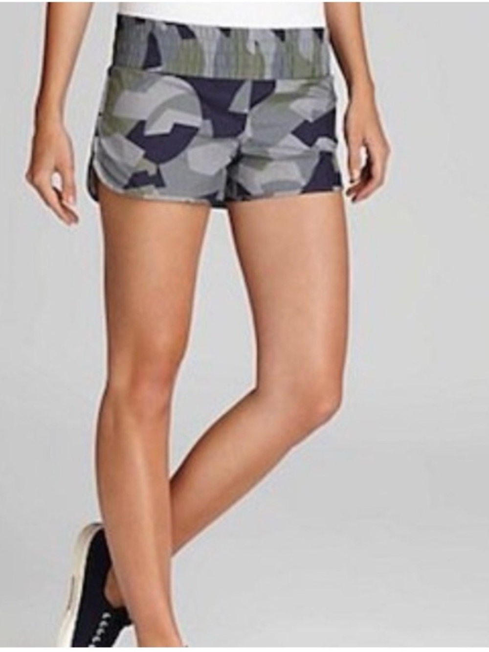 Theory 38 Camo Running Short